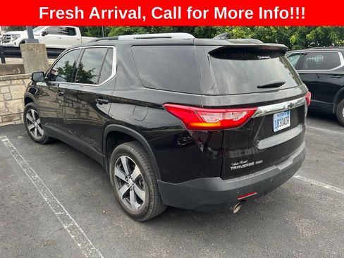 Used 2018 Chevrolet Traverse LT w/ LPO, Black Accent Package AWD/4WD image 23