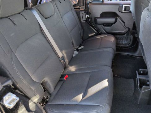 Used 2022 Jeep Wrangler Unlimited Sport image 20