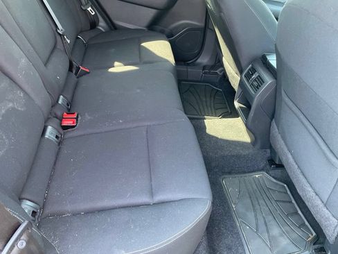 Used 2023 Nissan Rogue S FWD image 13
