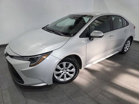 Used 2023 Toyota Corolla LE image 1