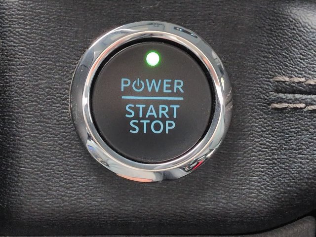Used 2025 Ford F150 Lightning Flash AWD/4WD image 32