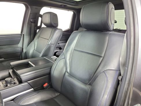 Used 2022 Toyota Tundra Platinum AWD/4WD image 20