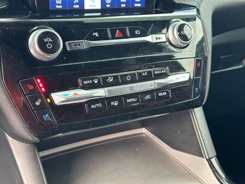 Used 2022 Ford Explorer ST w/ Equipment Group 401A AWD/4WD image 24