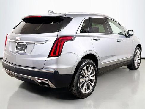 Certified 2025 Cadillac XT5 Premium Luxury FWD image 4