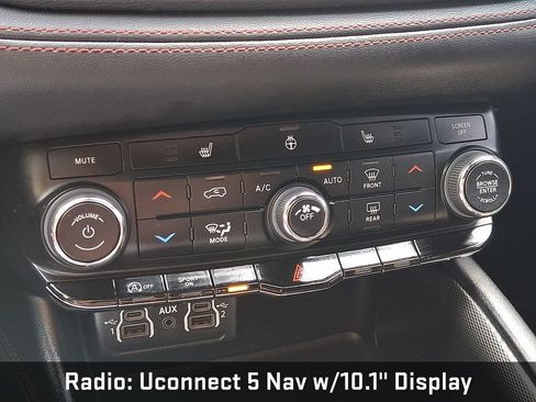 Used 2023 Dodge Durango GT RWD image 21