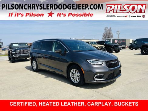 Used 2023 Chrysler Pacifica Touring-L image 1
