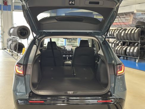 New 2026 Honda HR-V EX-L image 6