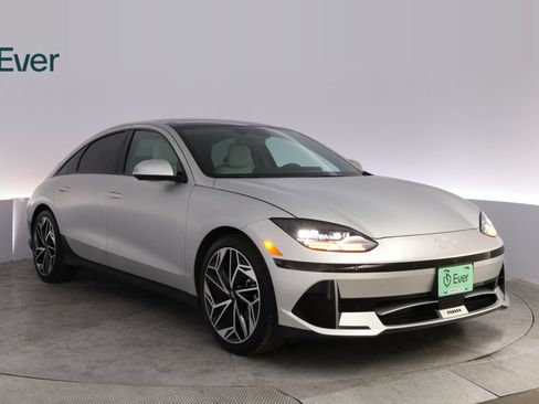Used 2023 Hyundai Ioniq 6 Limited RWD image 13