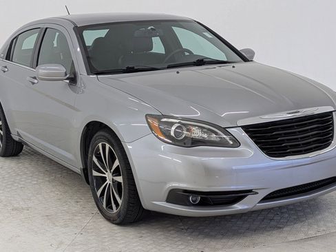 Used 2013 Chrysler 200 Limited w/ Sun/Sound Group image 7