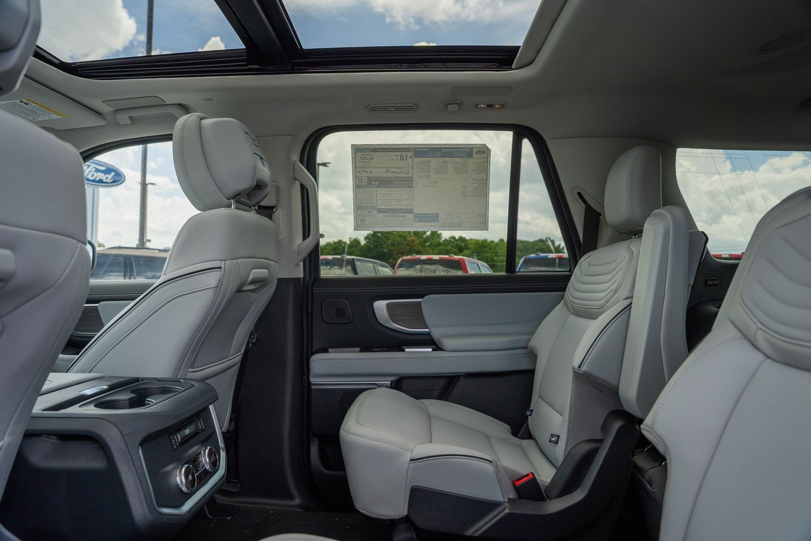 New 2026 Ford Expedition Max Platinum w/ Platinum Ultimate Package AWD/4WD image 31