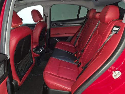 Used 2021 Alfa Romeo Stelvio Sprint w/ Sun & Sound Package RWD image 5