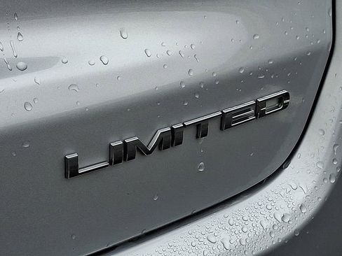 Used 2024 Jeep Compass Limited AWD/4WD image 31