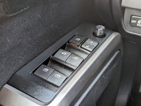 Used 2023 Toyota Tacoma SR5 image 22