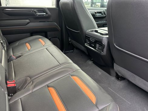 Used 2024 GMC Sierra 3500 AT4 w/ AT4 Premium Plus Package image 18