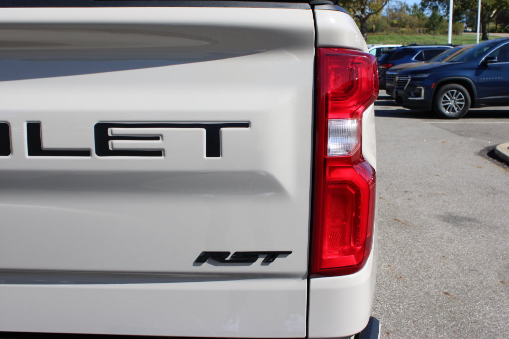 New 2026 Chevrolet Silverado 1500 RST AWD/4WD image 32
