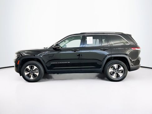 Used 2023 Jeep Grand Cherokee 4WD 4xe w/ Luxury Tech Group II image 4