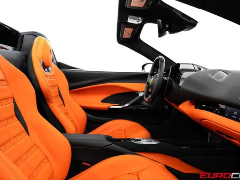 Used 2025 Ferrari 296 GTS RWD image 39