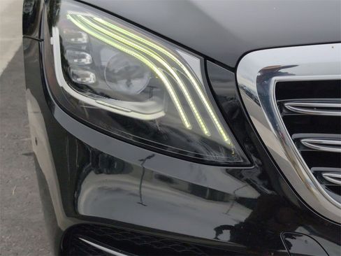 Used 2019 Mercedes-Benz S 450 Sedan image 17