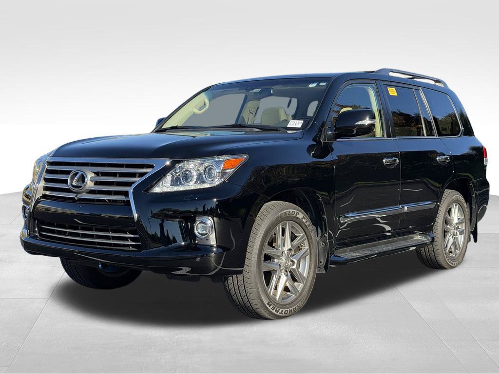 Used 2015 Lexus LX 570 4WD w/ Luxury Package image 3