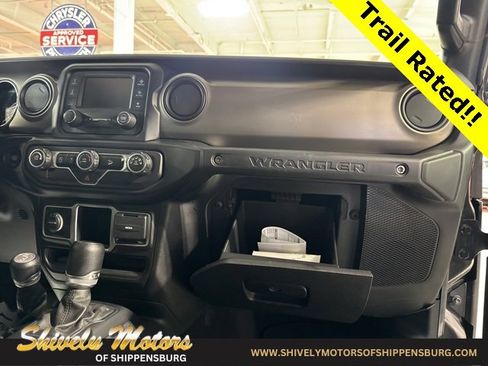 Certified 2021 Jeep Wrangler Unlimited Willys image 42