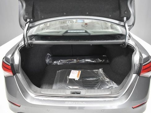 New 2025 Nissan Sentra SV image 29