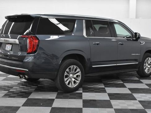 Used 2021 GMC Yukon XL Denali image 5