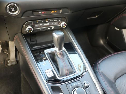 Certified 2025 MAZDA CX-5 Carbon Edition AWD/4WD image 14