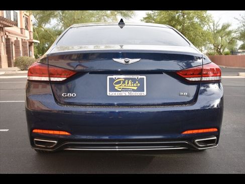 Used 2019 Genesis G80 3.8 RWD image 8