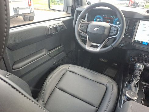 New 2025 Ford Bronco Big Bend w/ Black Diamond Package image 9