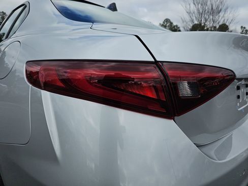 Used 2021 Alfa Romeo Giulia Sprint w/ Nero Edizione image 36