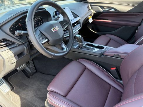 Used 2025 Cadillac CT4 Sport RWD image 19