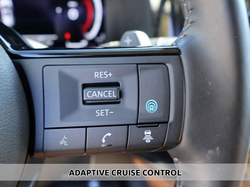 Used 2024 Nissan Pathfinder Platinum w/ Cargo Package image 5