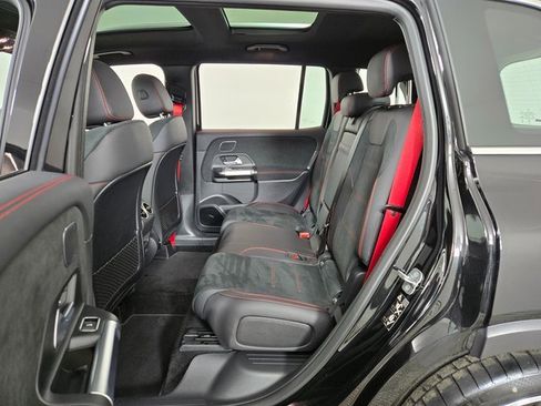 Certified 2024 Mercedes-Benz GLB 35 AMG 4MATIC image 21