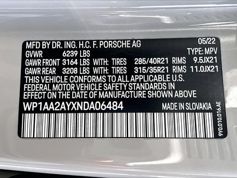 Used 2022 Porsche Cayenne Platinum Edition AWD/4WD image 35