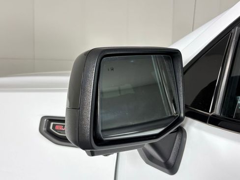Used 2021 GMC Sierra 1500 AT4 w/ AT4 Premium Package AWD/4WD image 13