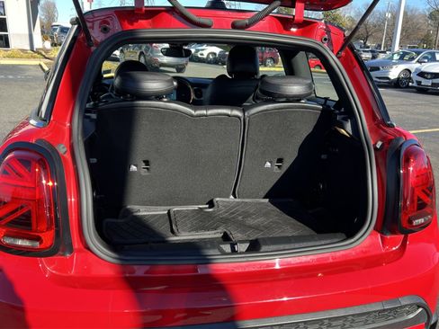 Used 2022 MINI Cooper S w/ Premium Package image 28