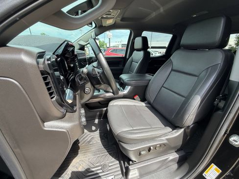 Used 2024 Chevrolet Silverado 1500 LTZ AWD/4WD image 11