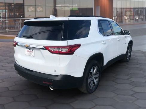 Used 2020 Chevrolet Traverse LT w/ LT Premium Package image 11