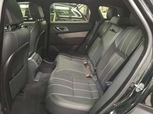 Used 2023 Land Rover Range Rover Velar R-Dynamic S image 7