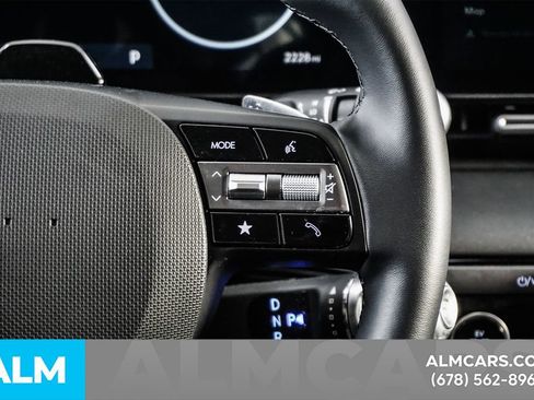 Used 2025 Hyundai Ioniq 5 SEL image 28