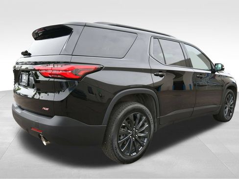 Used 2023 Chevrolet Traverse RS AWD/4WD image 8