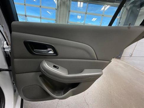 Used 2014 Chevrolet Malibu LS image 22