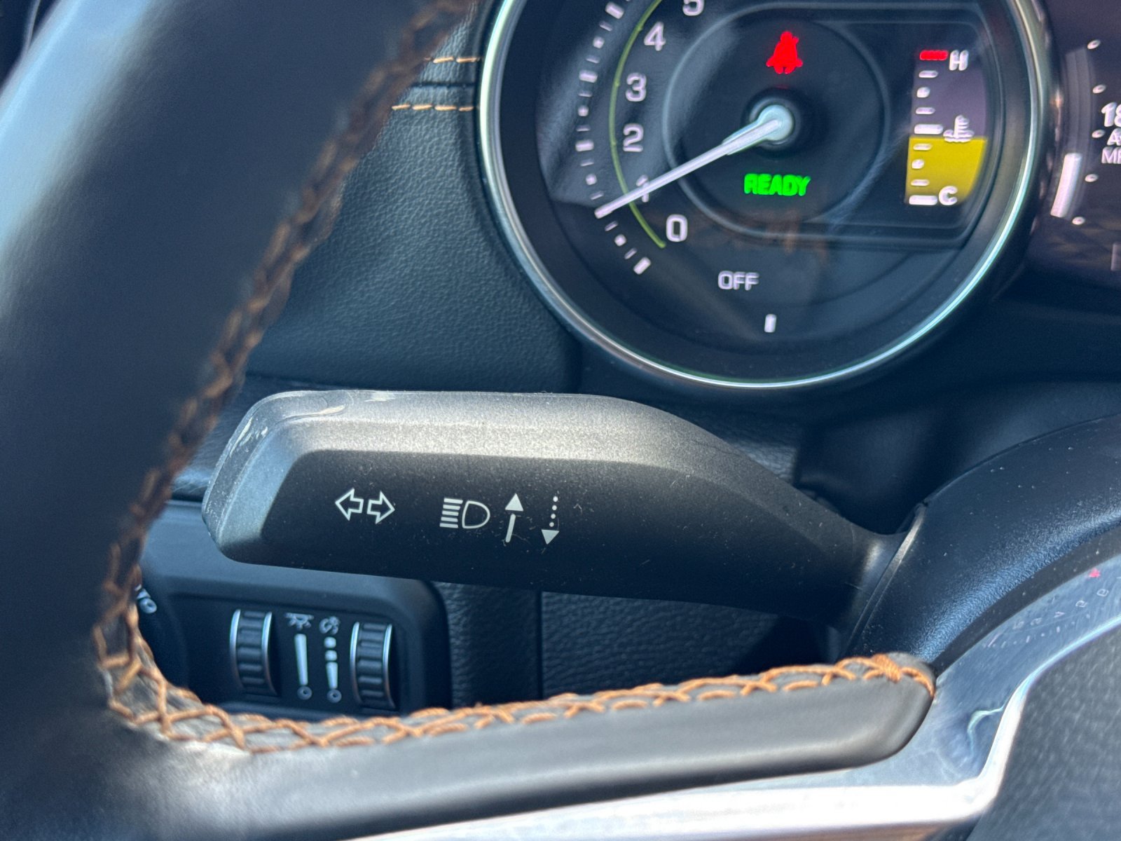 Used 2022 Jeep Wrangler Unlimited Sahara AWD/4WD image 29