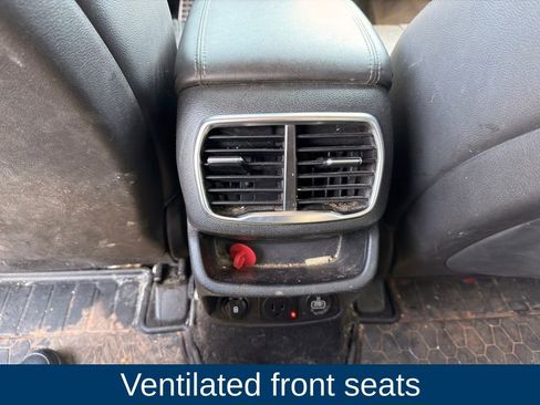 Used 2020 Hyundai Santa Fe Limited image 20