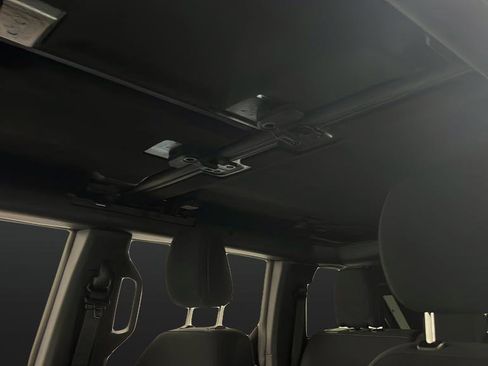 Used 2025 Ford Bronco Big Bend image 12