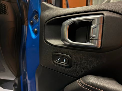 Used 2023 Jeep Wrangler Unlimited Rubicon 392 image 14