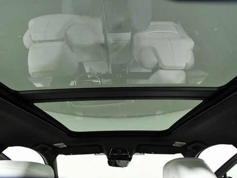 New 2026 Cadillac Vistiq Luxury w/ LPO, Floor Liner Package image 26