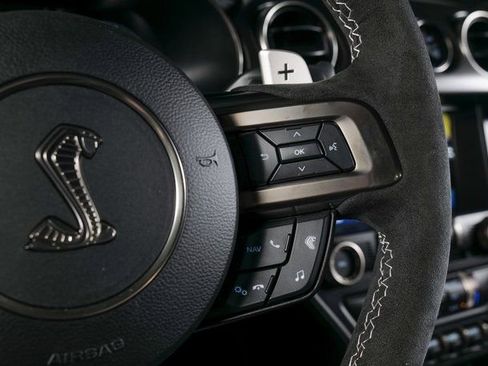 Used 2022 Ford Mustang Shelby GT500 w/ Technology Package image 24