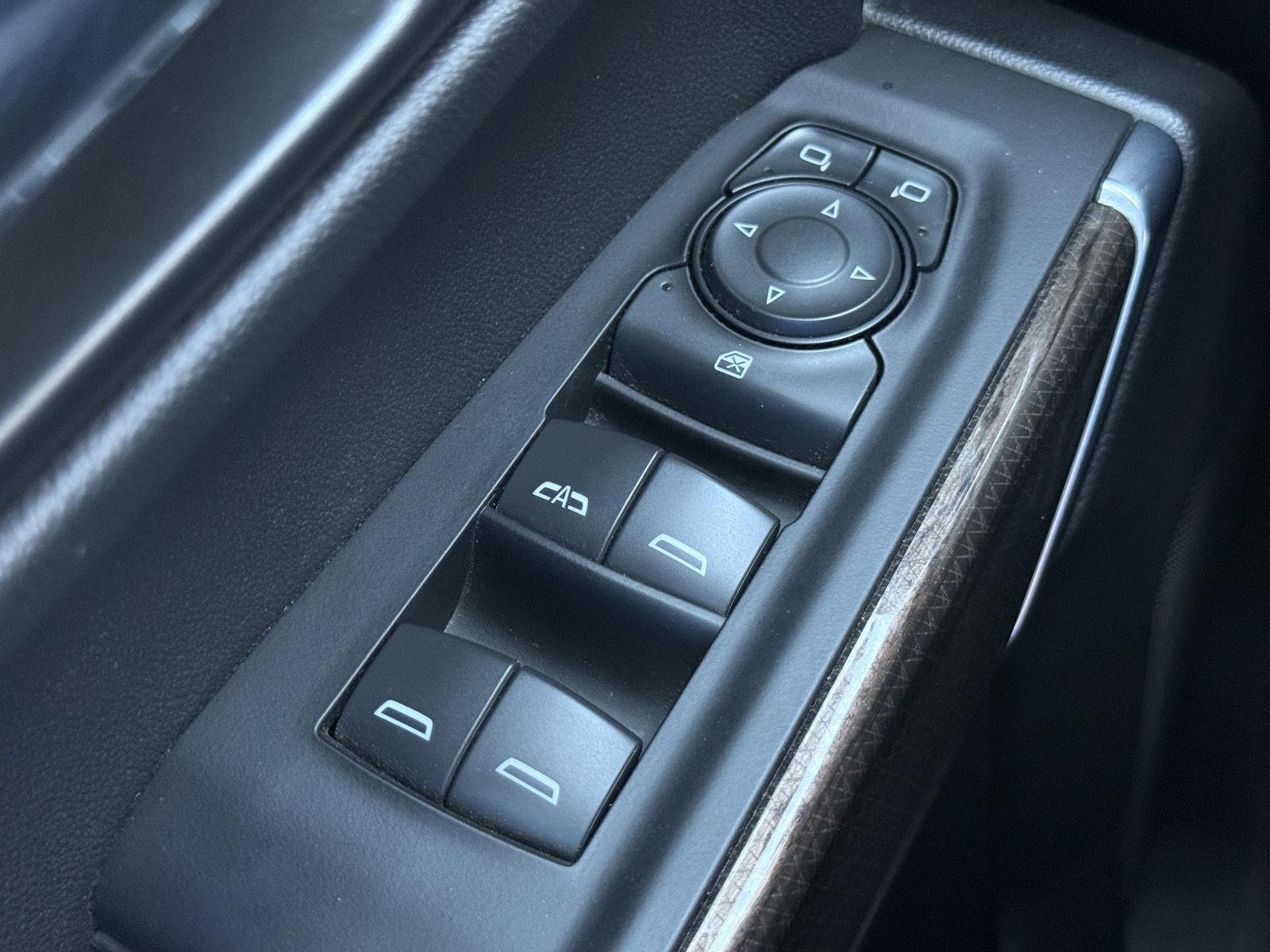 Used 2022 Chevrolet Silverado 1500 RST AWD/4WD image 19