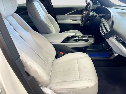 Used 2025 Cadillac Lyriq Sport w/ LPO, Floor Liner Package AWD/4WD image 28
